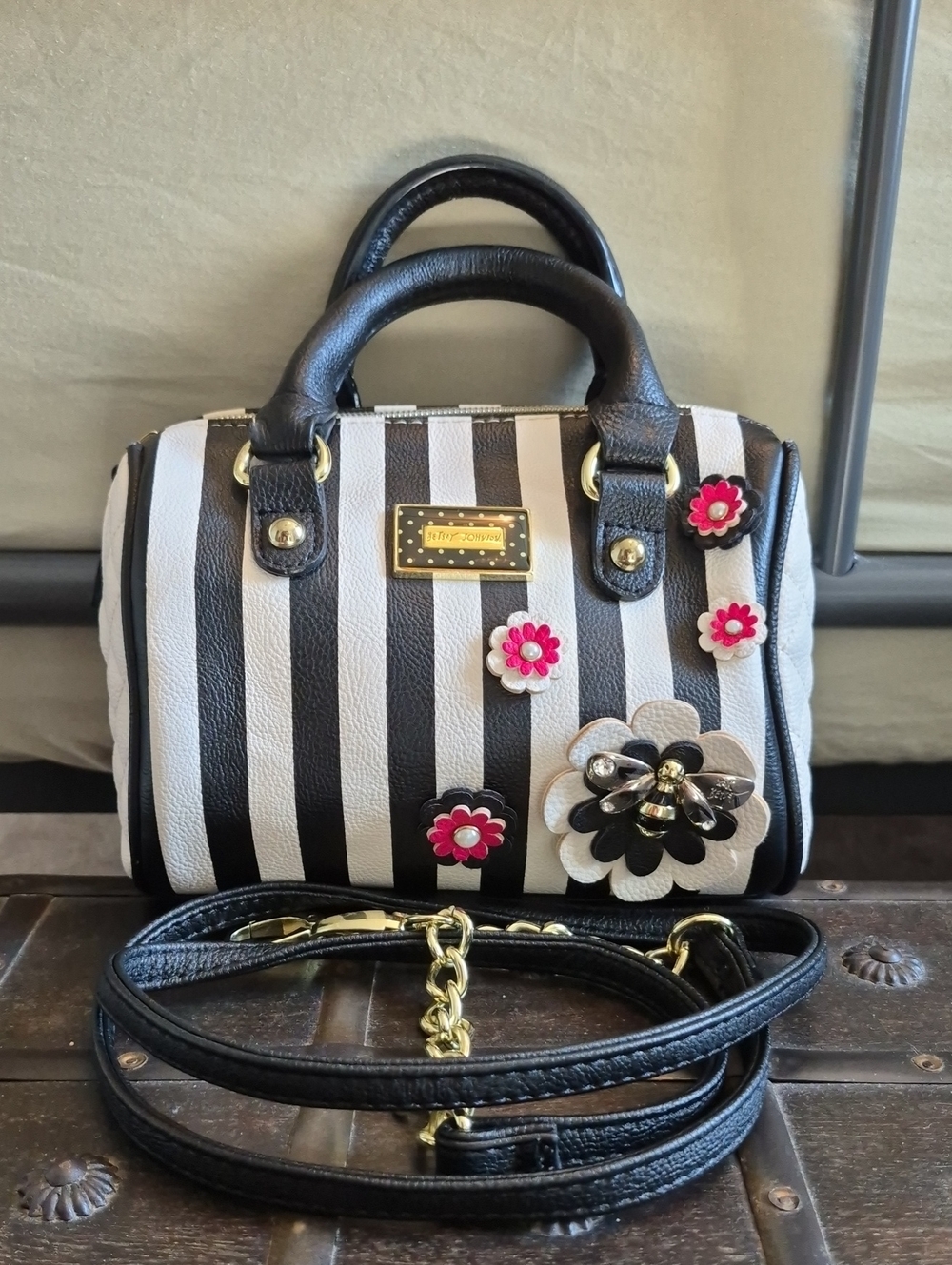 Black & White Bag Striped Betsey Johnson Mini Purse With Crossbody Strap